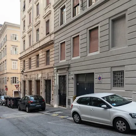 Appartamento CASACUADRA San Giusto Trieste Esterno foto